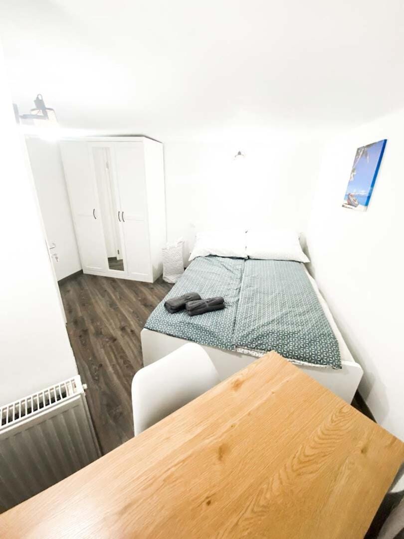 Cityscape Budget Apartments Bajcsy Apartment in Budapest