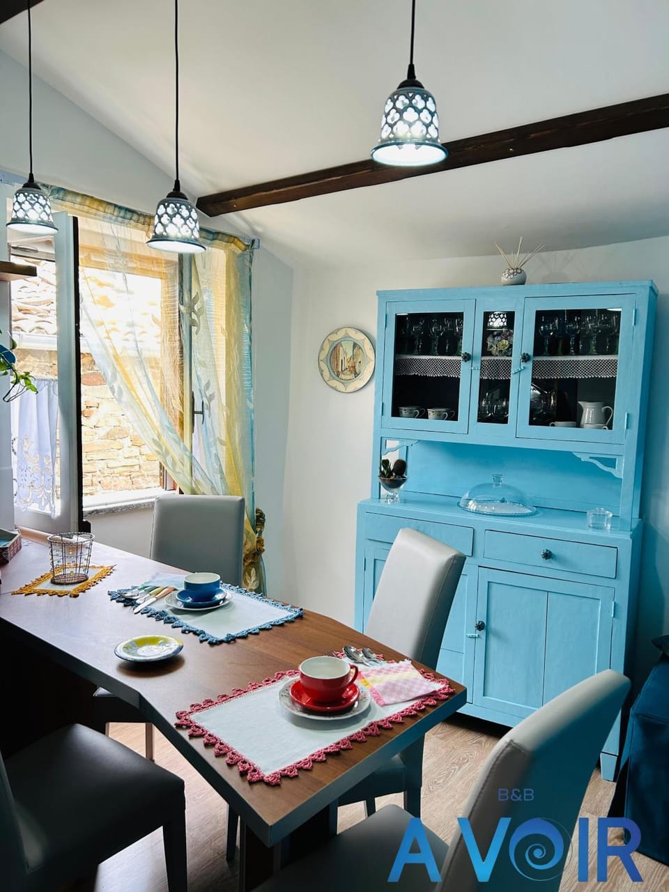 TV and multimedia, Dining area