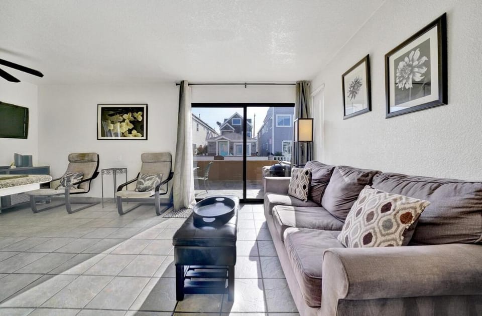 3 Bedrooms House in Balboa Peninsula
