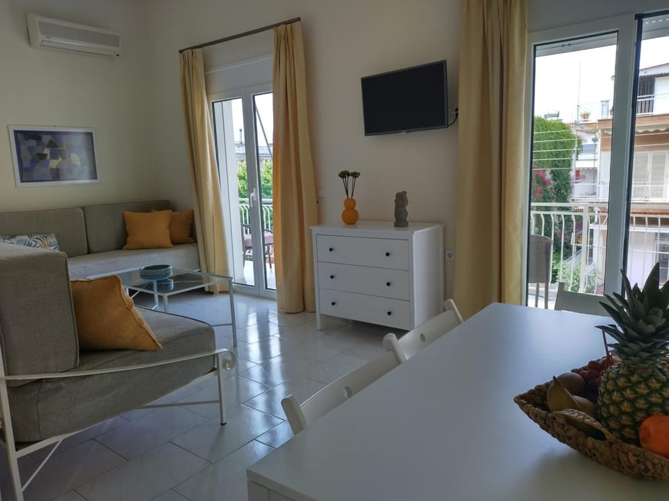 Gkely's apartment 1 House in Peloponnese, Western Greece and the Ionian