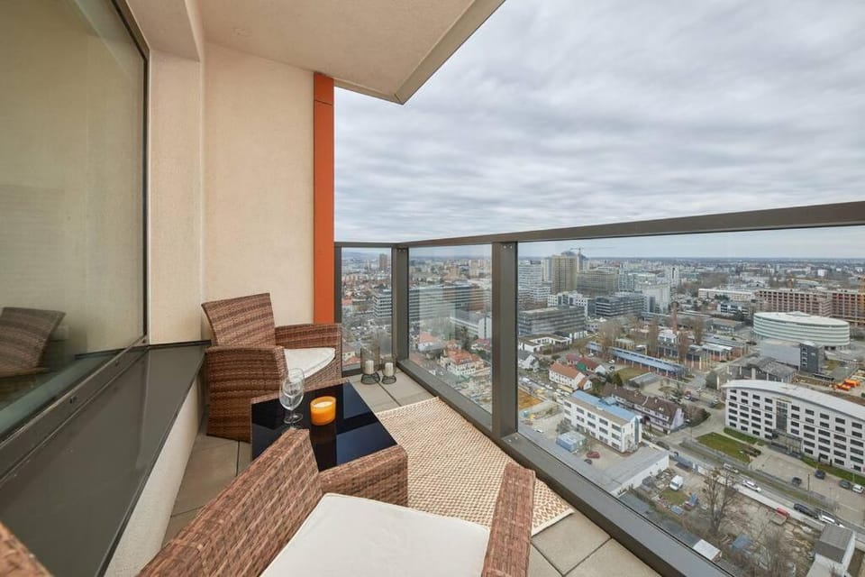 5min2centre, View & free Parking Apartment in Bratislava