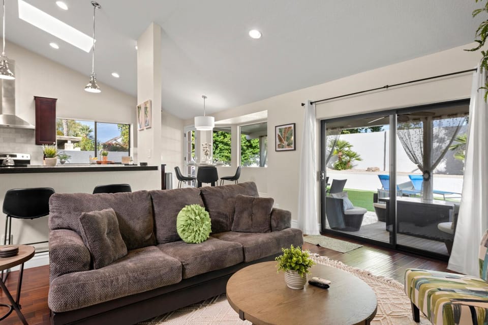 Perfectly Located Spacious Home with Heated Pool House in Scottsdale