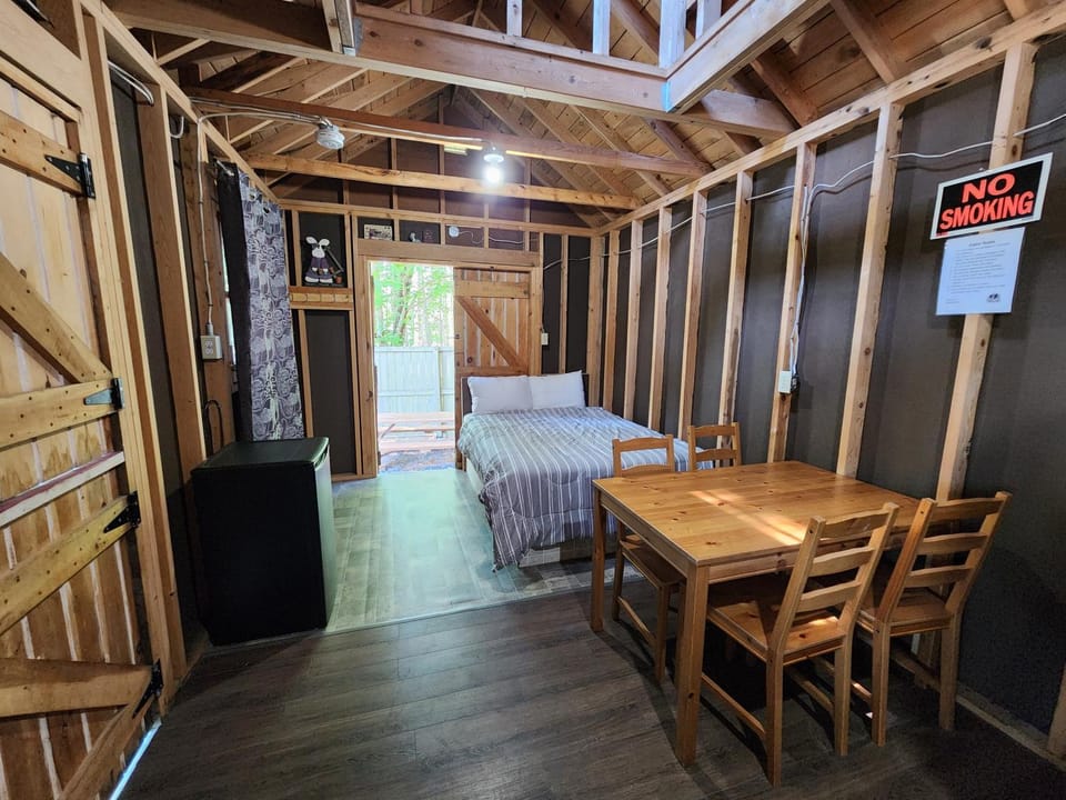 Oakhill Pines Campground Campground/ 
RV Resort in Bridgewater