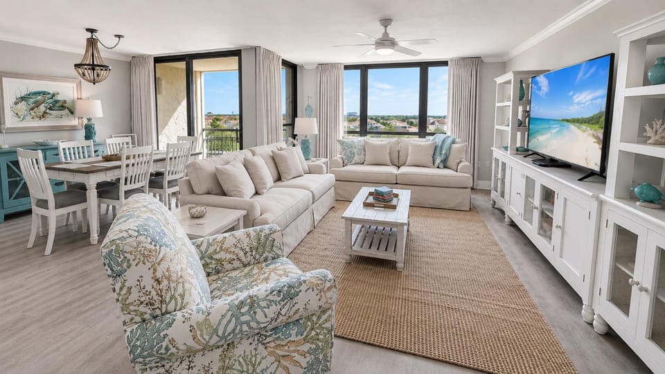 Bed, Day, TV and multimedia, View (from property/room), Balcony/Terrace, Living room, Seating area, Dining area, furniture