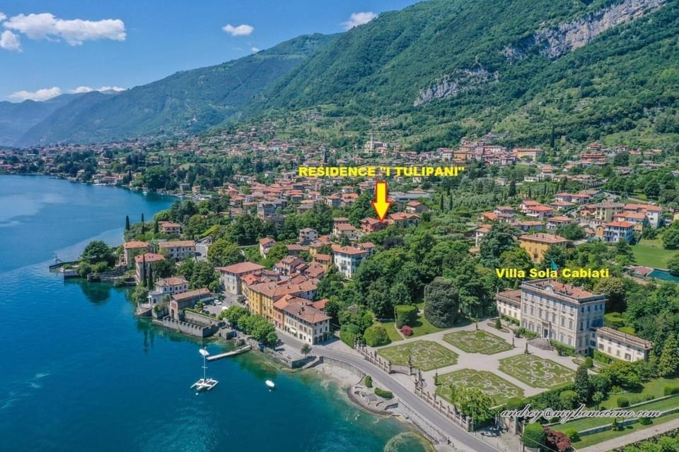 Property building, Nearby landmark, Spring, Day, Neighbourhood, Natural landscape, Bird's eye view, City view, Lake view, Mountain view