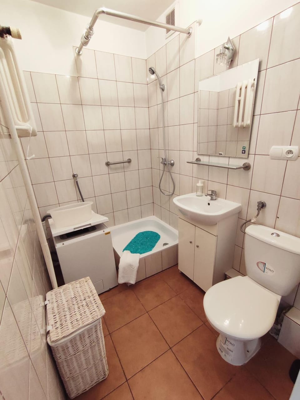 Shower, Toilet, Bathroom