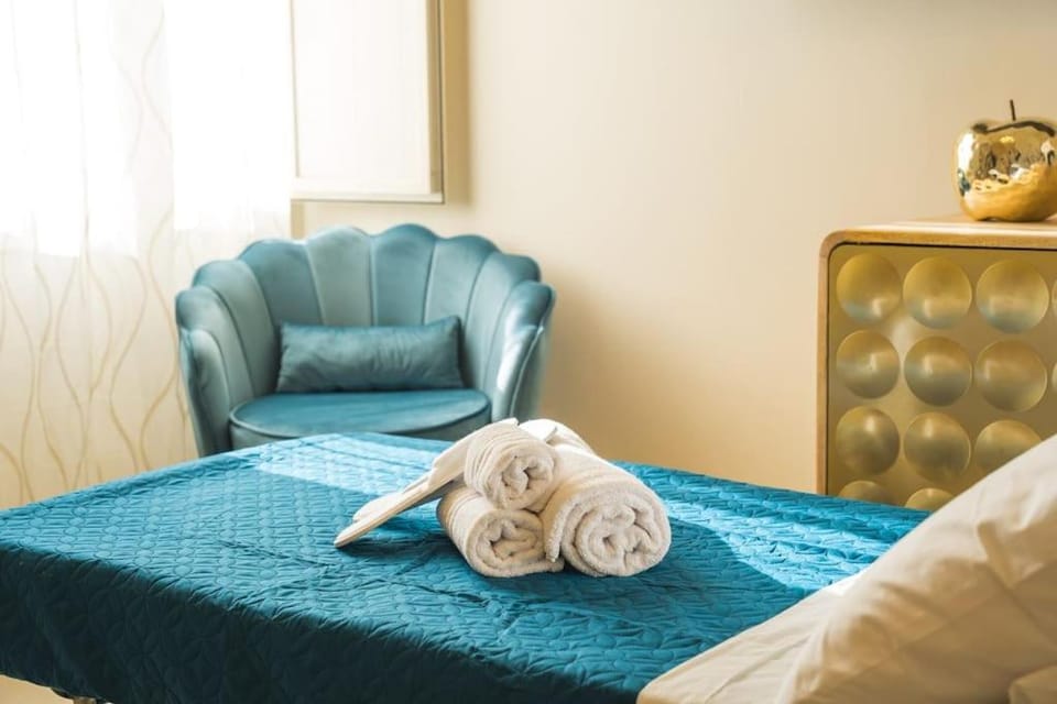 Apollo & Artemide Suite Apartment in Syracuse