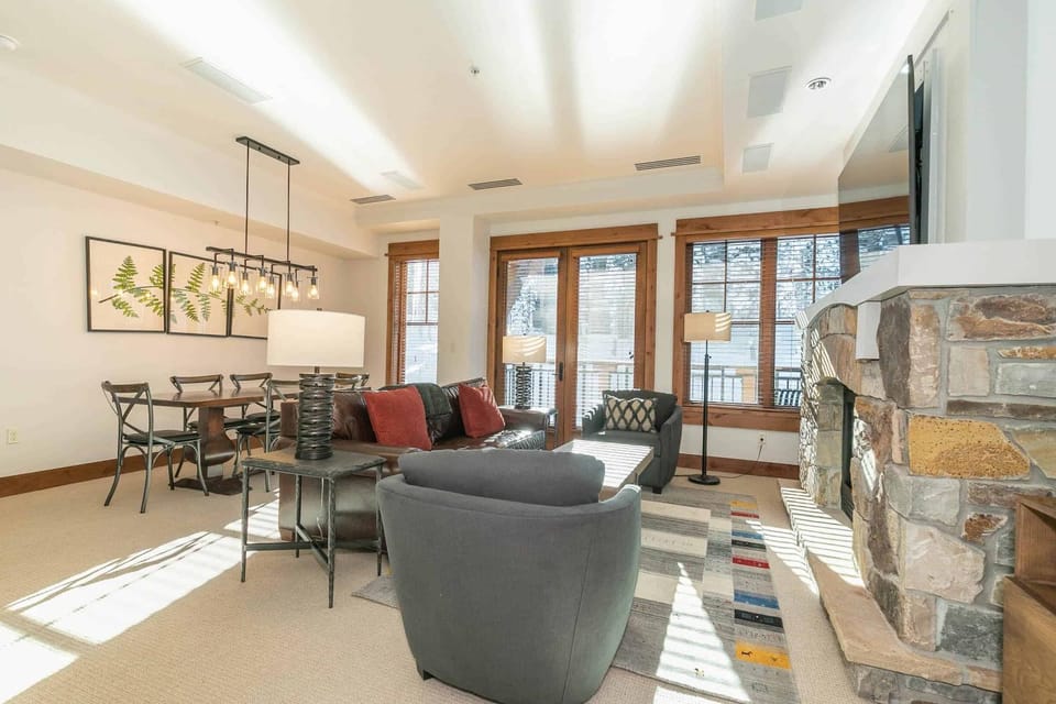 Big Horn Lodge 410 by East West Hospitality Apartment in Northstar Drive