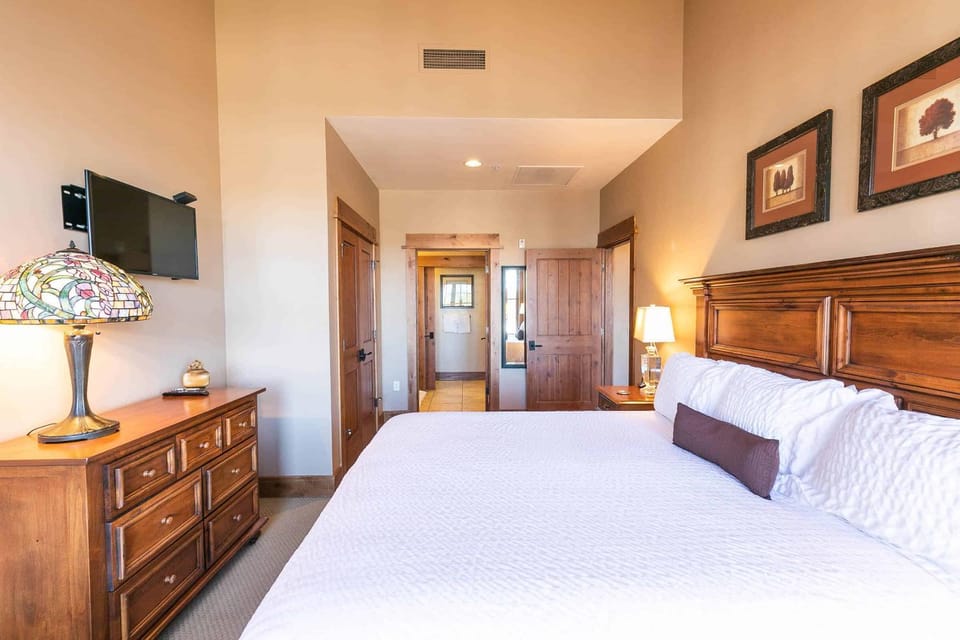 Big Horn Lodge 511 by East West Hospitality Apartment in Northstar Drive