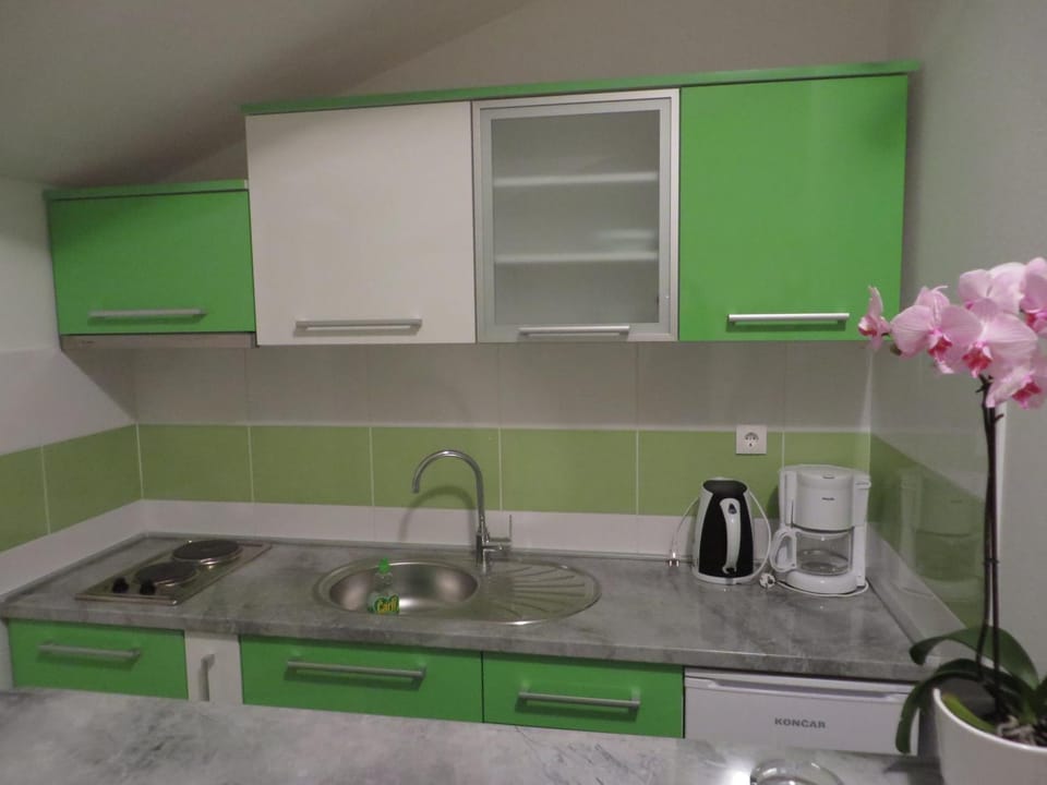 Coffee/tea facilities, Kitchen or kitchenette