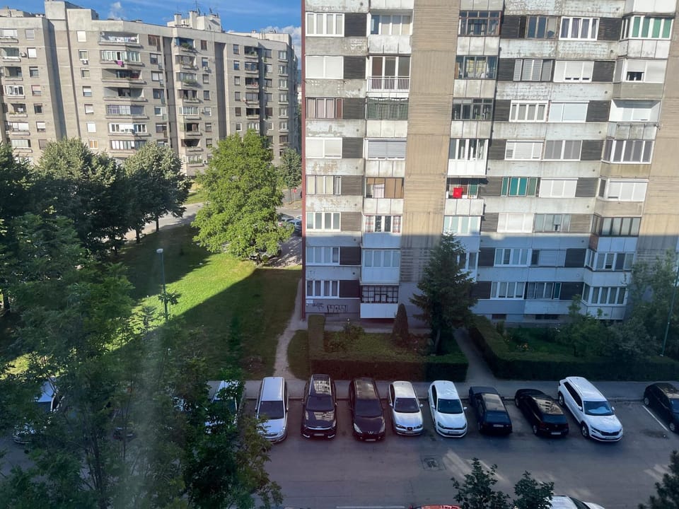 Day, Neighbourhood, Location, Parking