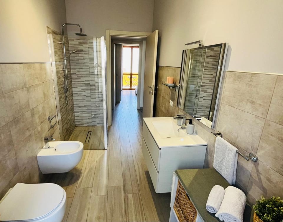 Shower, Toilet, Bathroom, bidet