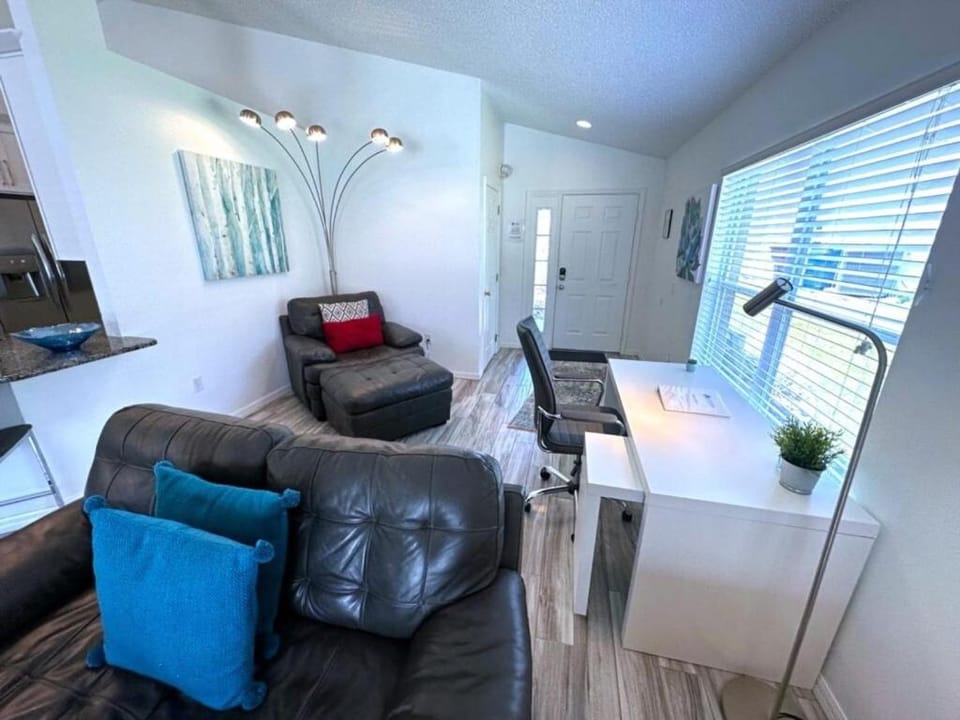 Updated Private Villa Southern Dunes Extended Pool Deck House in Haines City