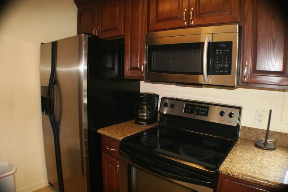 GULFVIEW 402 LUXURIOUS CONDO 3 min walk to beach, next Beach Park Isla Blanca Apartment in South Padre Island