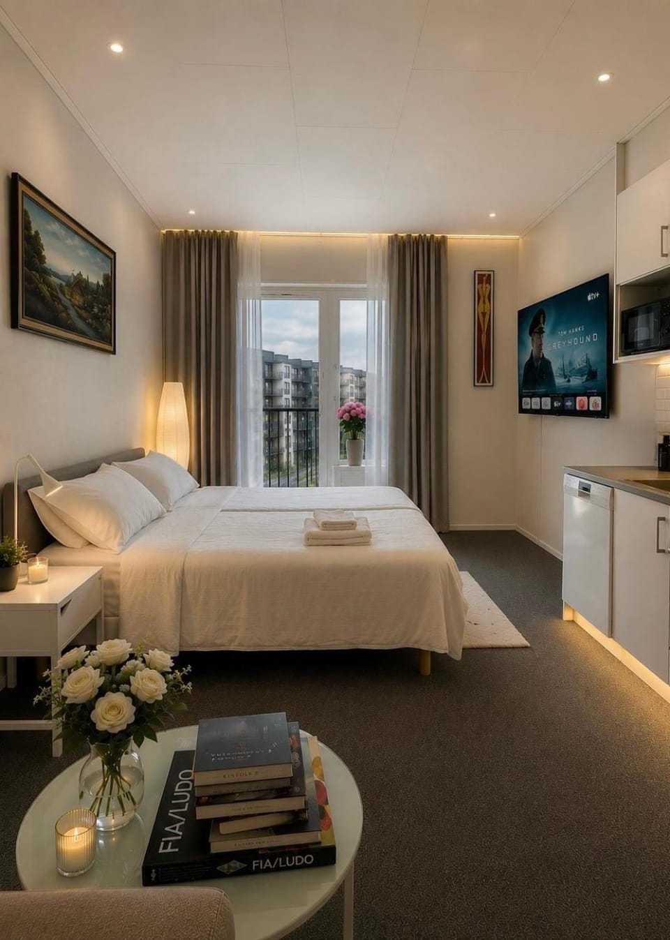 Bed, TV and multimedia, Photo of the whole room, Evening entertainment, Bedroom