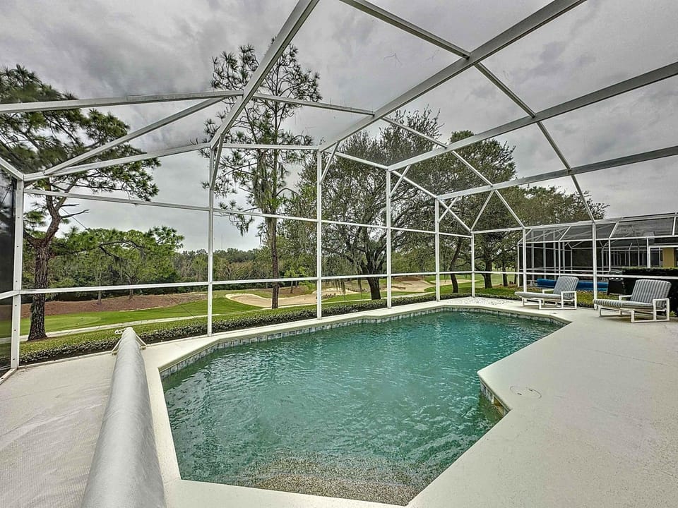 South Facing Golf Course Villa Updates Throughout House in Haines City