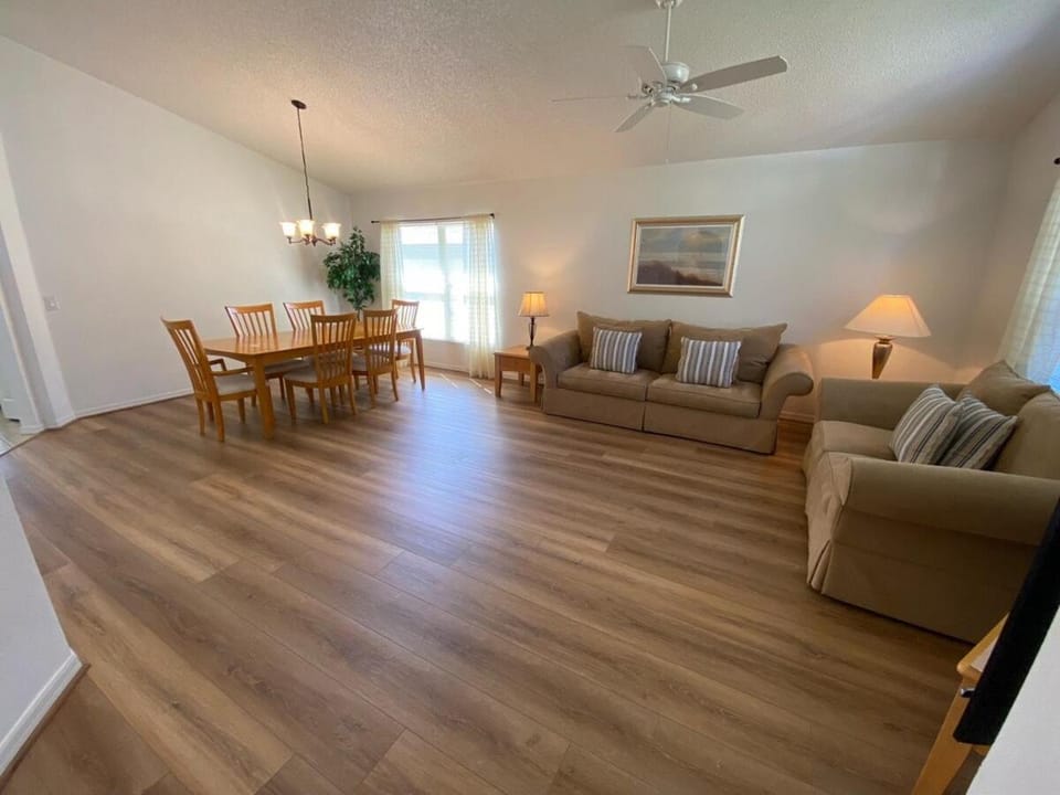 Golf Course Views South Facing Pool Villa House in Haines City