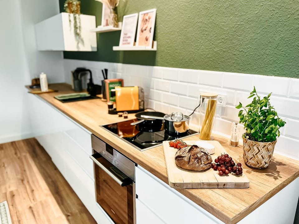 Kitchen or kitchenette, Kitchen or kitchenette