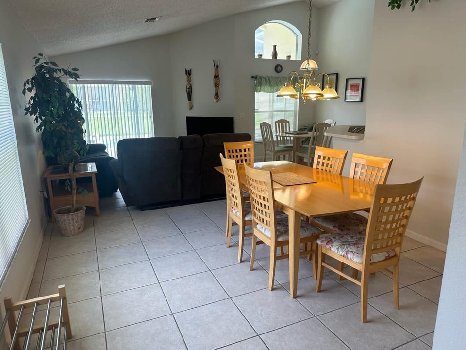Southern Dunes Pool Villa House in Haines City