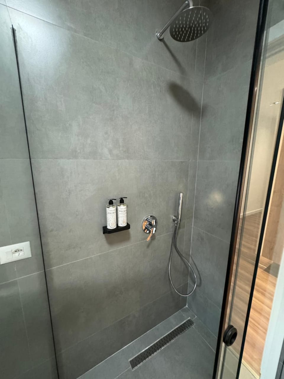 Shower, Bathroom