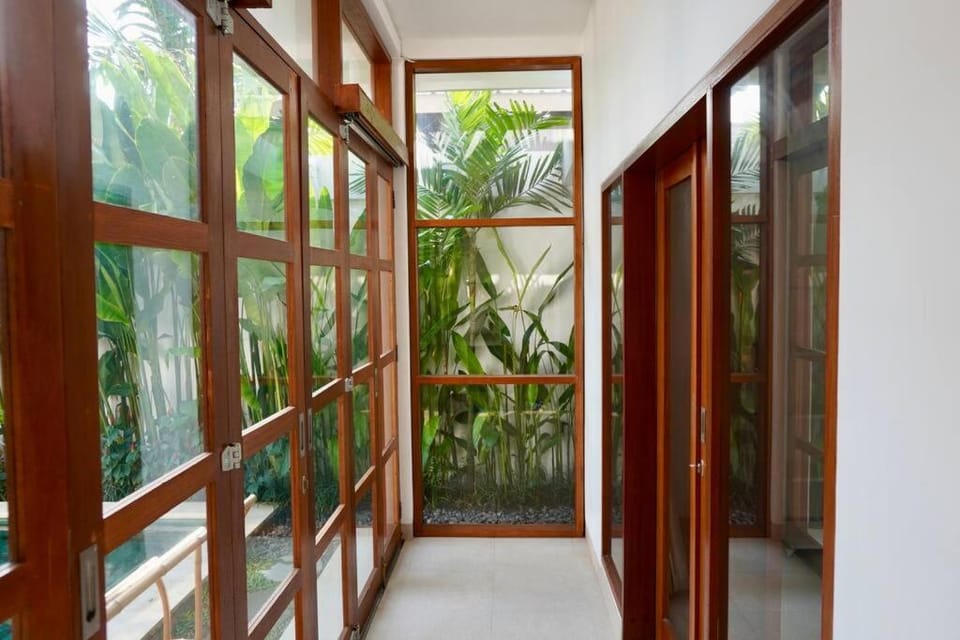 Brand New Central Canggu Private Villa Villa in North Kuta