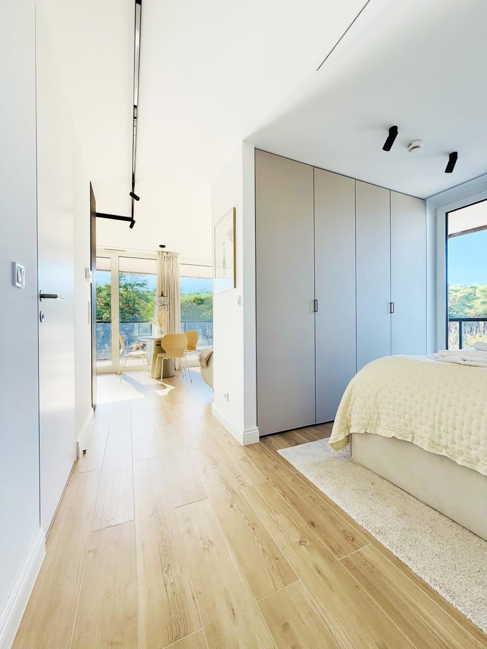 Bed, Photo of the whole room, Bedroom, wardrobe