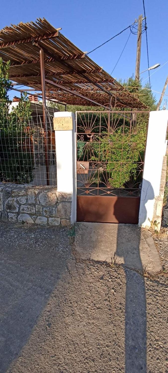 Politimis house House in Peloponnese Region