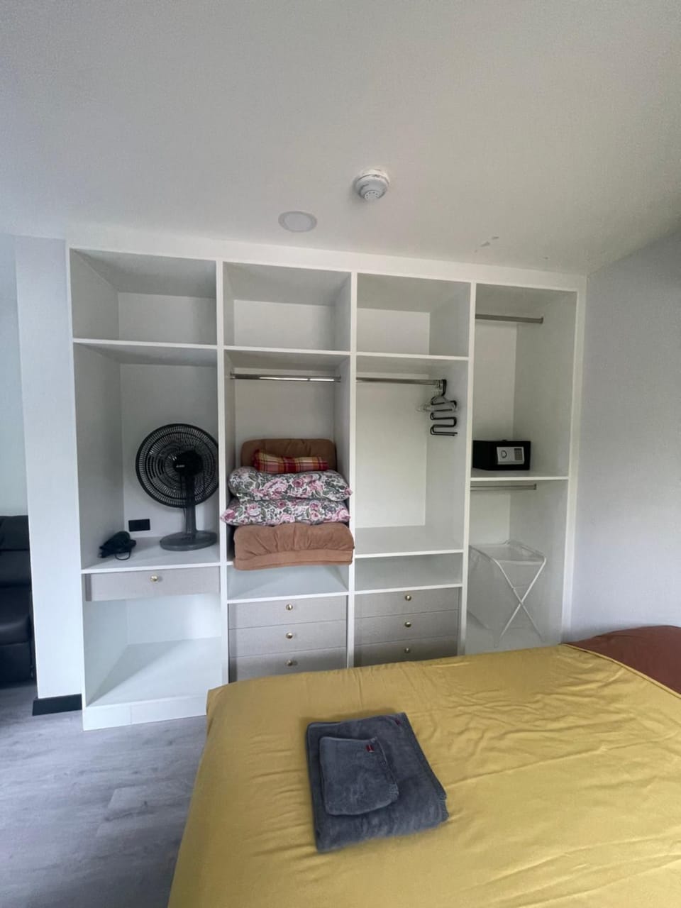 Bed, Photo of the whole room, Bedroom, wardrobe