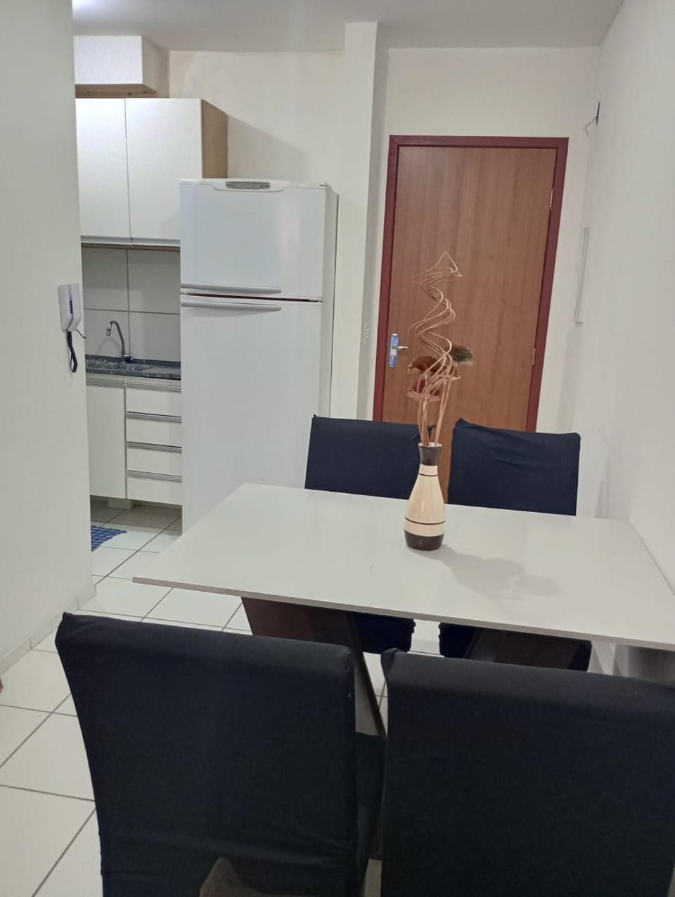 Apartamento 2 km da praia do Aracagir,prox av dos holandeses Apartment in São Luís