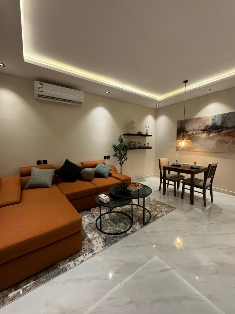 شقه من غرفه وصاله ومطبخ مستقل مودرن Apartment in Riyadh