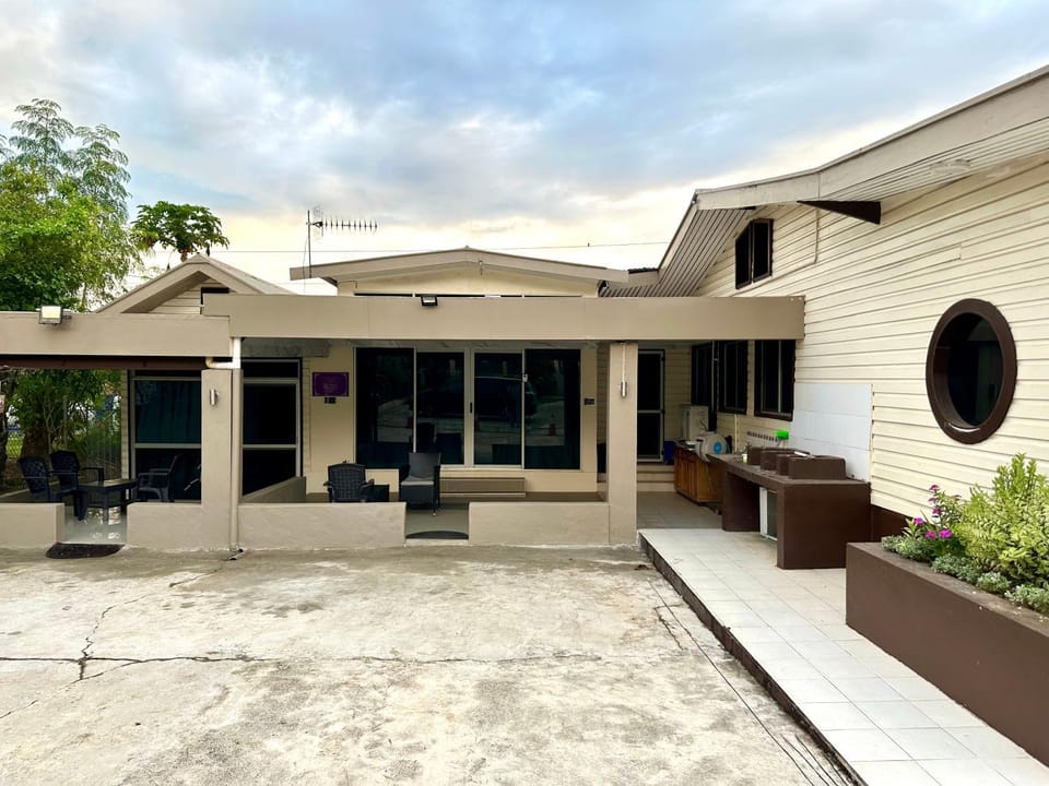 Furnished Modern Unit Great Location Labasa Jumanzuls Abode Apartment in Fiji
