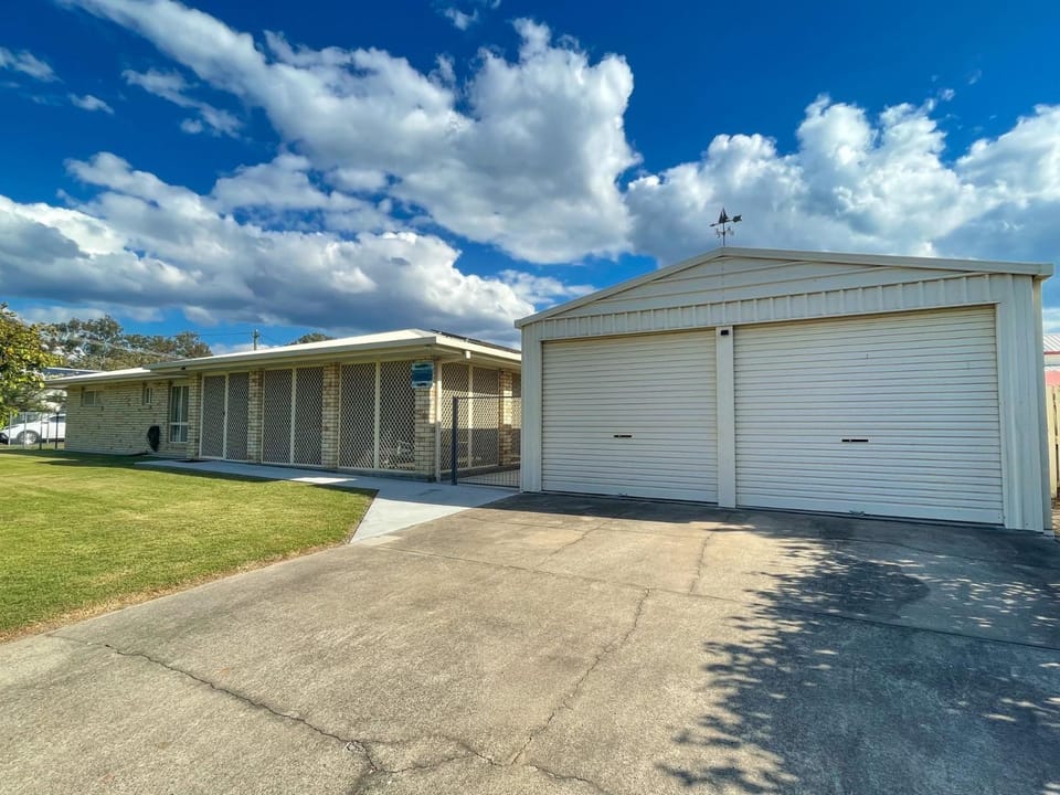 Sandy Paws - Burrum Heads- Walk to Beach -3BR- Aircon-Pool table House in Queensland