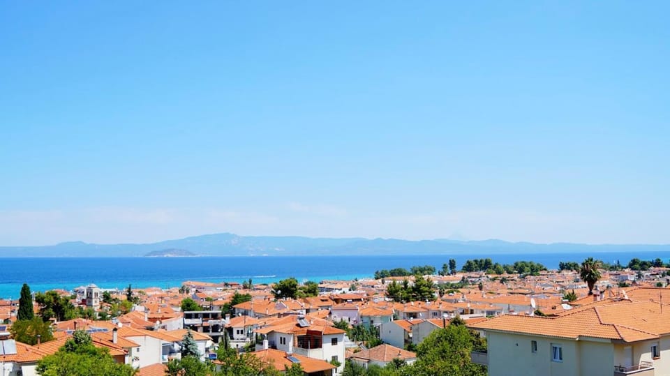 Day, View (from property/room), View (from property/room), Balcony/Terrace, City view, City view, Landmark view, Landmark view, Sea view, Sea view, Street view, Street view