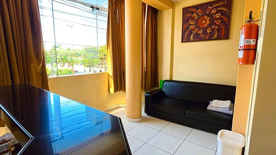Living room, Lobby or reception