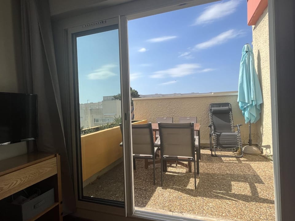 T2 au Barcarès avec terrasse et parking, proche commerces - FR-1-799-12 Apartment in Le Barcarès
