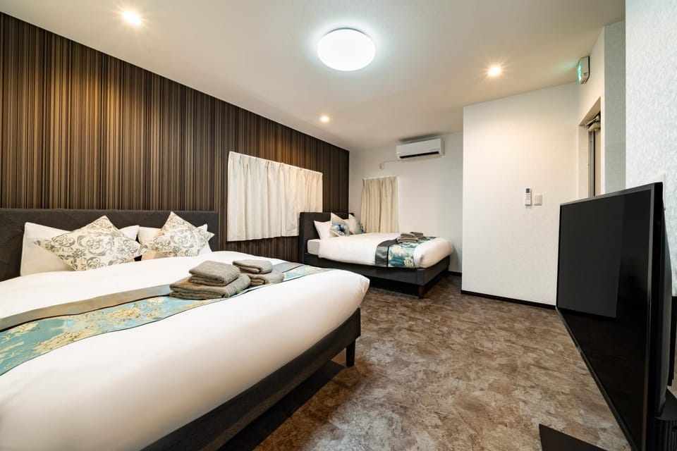 TV and multimedia, Bedroom, air conditioner