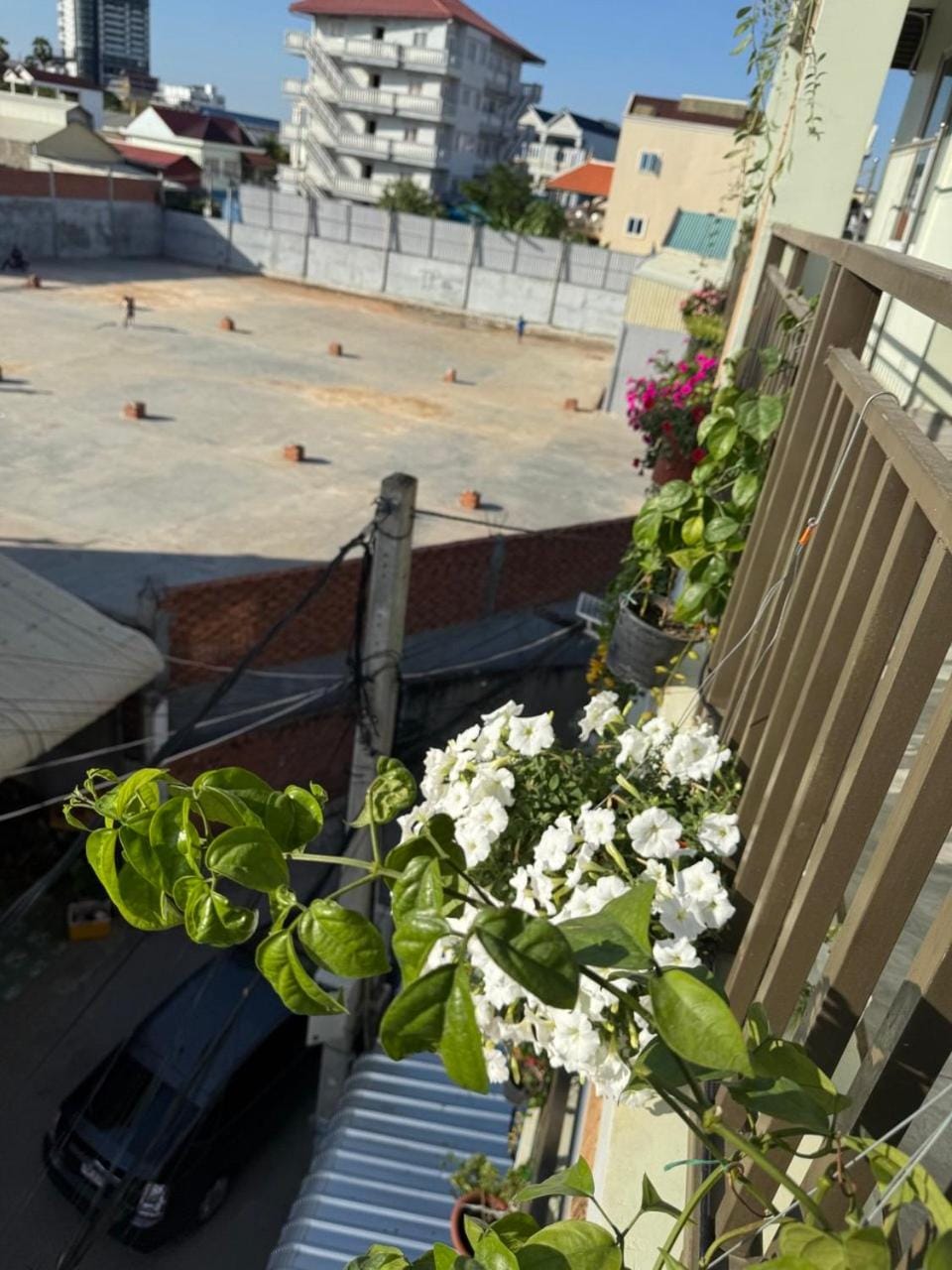 Property building, Garden view, Sea view
