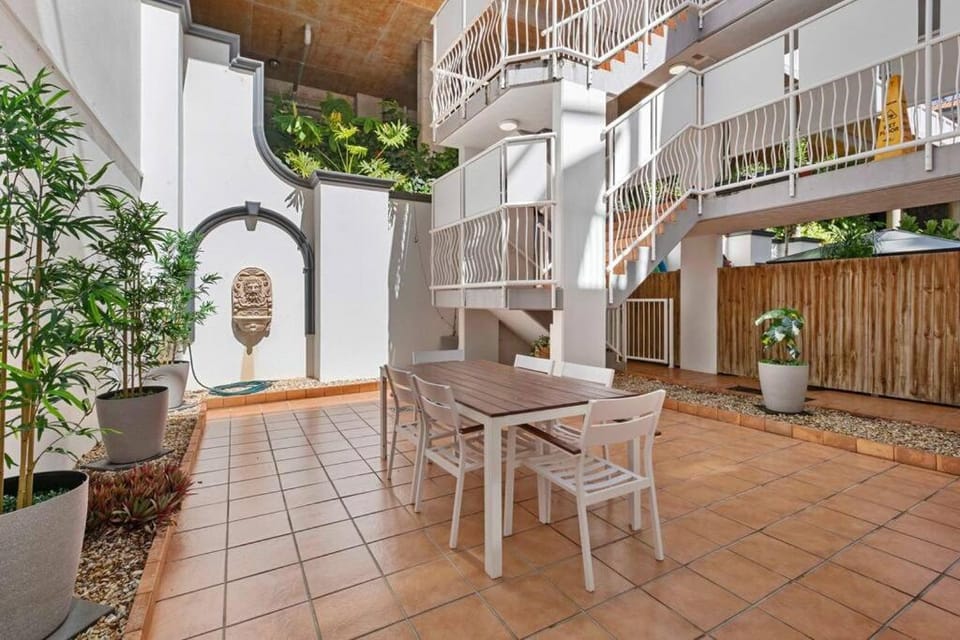 Mon Plaisir 5 Apartment in Brisbane