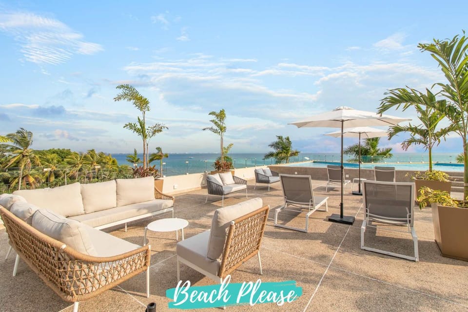 Balcony/Terrace, Swimming pool, Swimming pool, sunbed