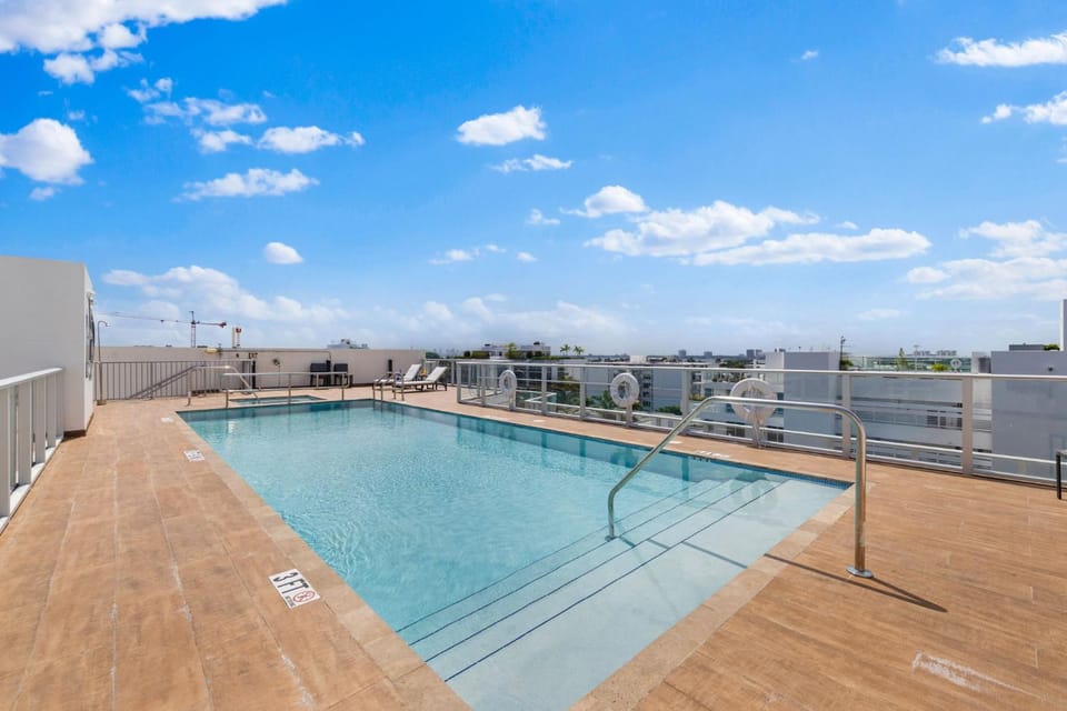 Property building, Swimming pool