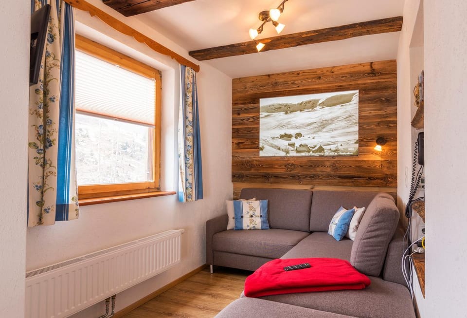 Living room, On site