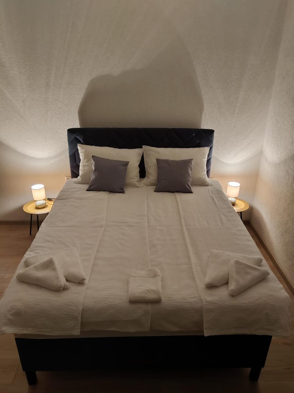 Bed, Photo of the whole room, towels