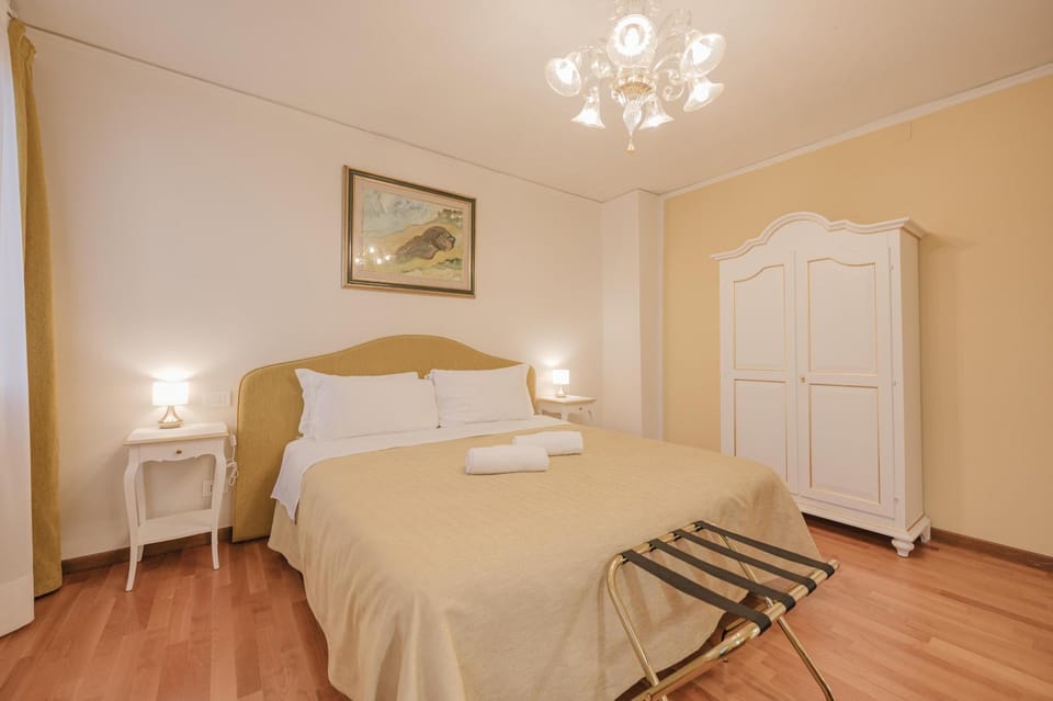 Bed, Photo of the whole room, Bedroom, towels, wardrobe