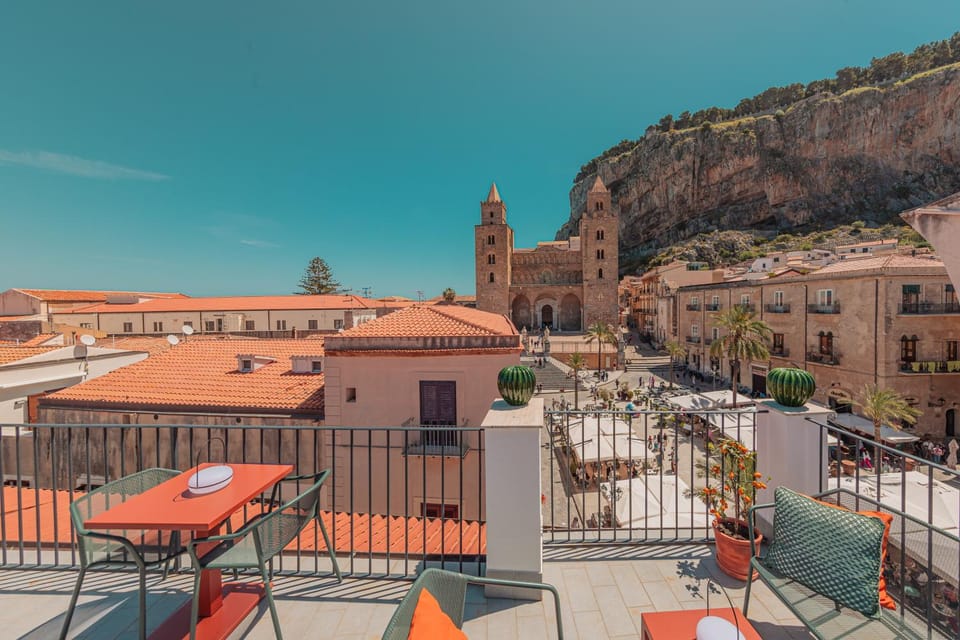 Balcony/Terrace, Lounge or bar, City view, Sea view