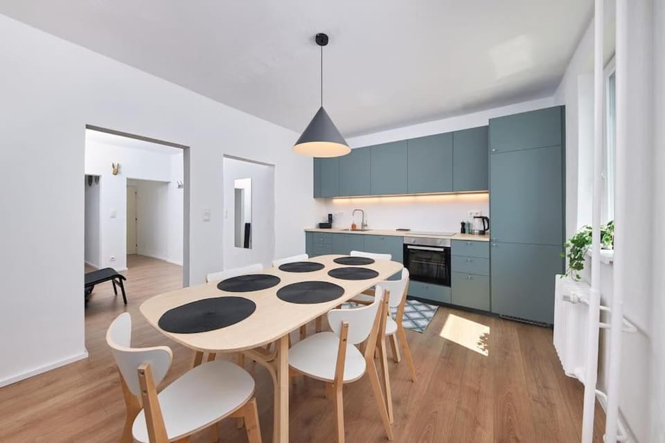 Riverside Center, 3 BR, near Danube river Apartment in Bratislava