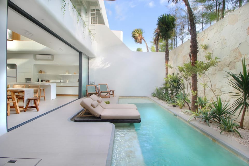 Patio, Day, Garden, Pool view, Swimming pool, sunbed
