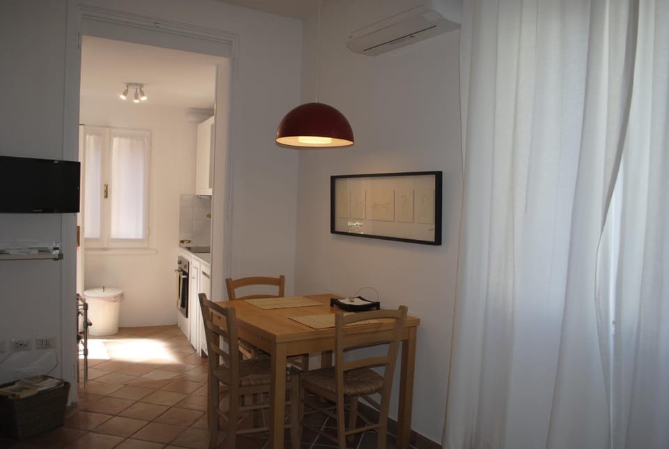 Center Town Studio Apartment in Bellagio