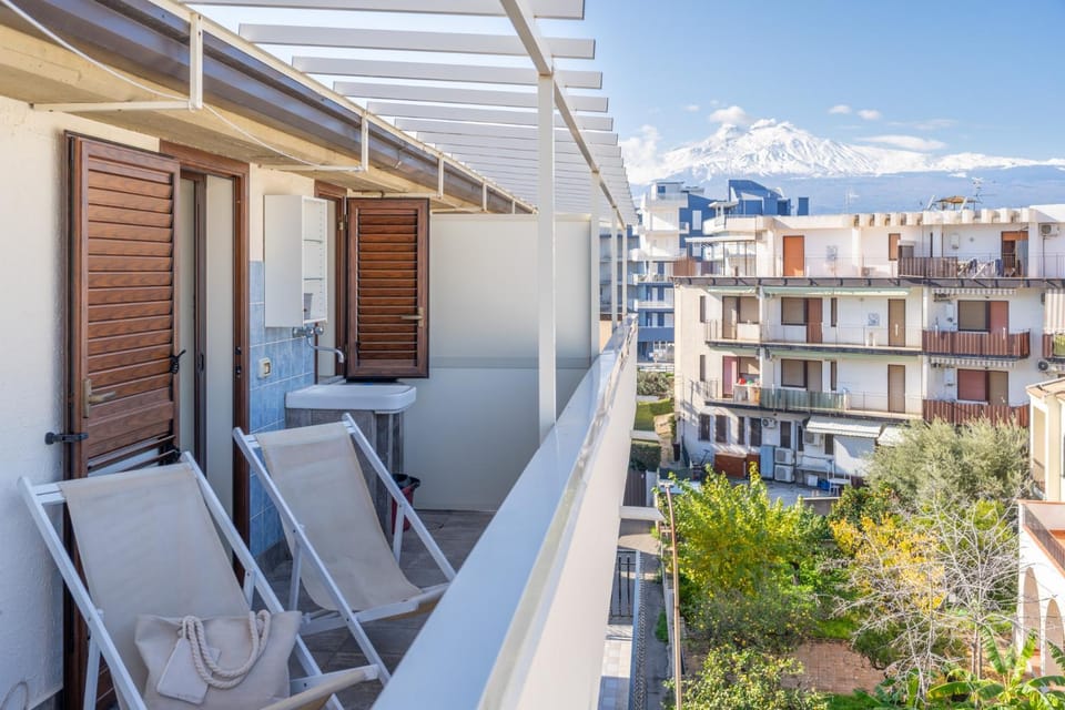 Property building, Balcony/Terrace