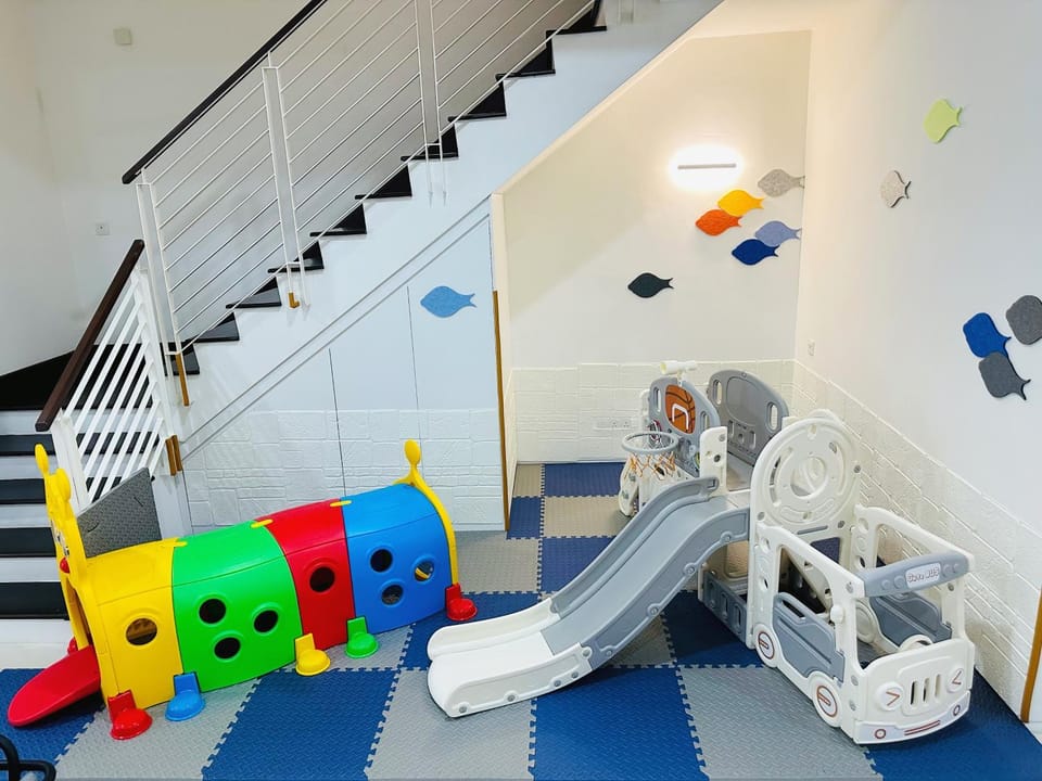 Children play ground, Kids's club