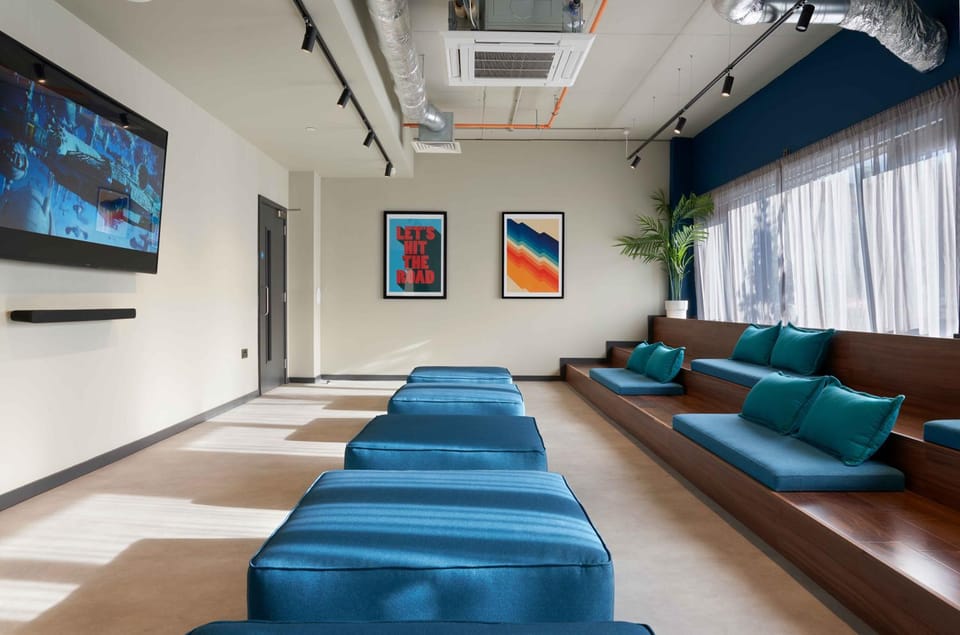 Communal lounge/ TV room, TV and multimedia